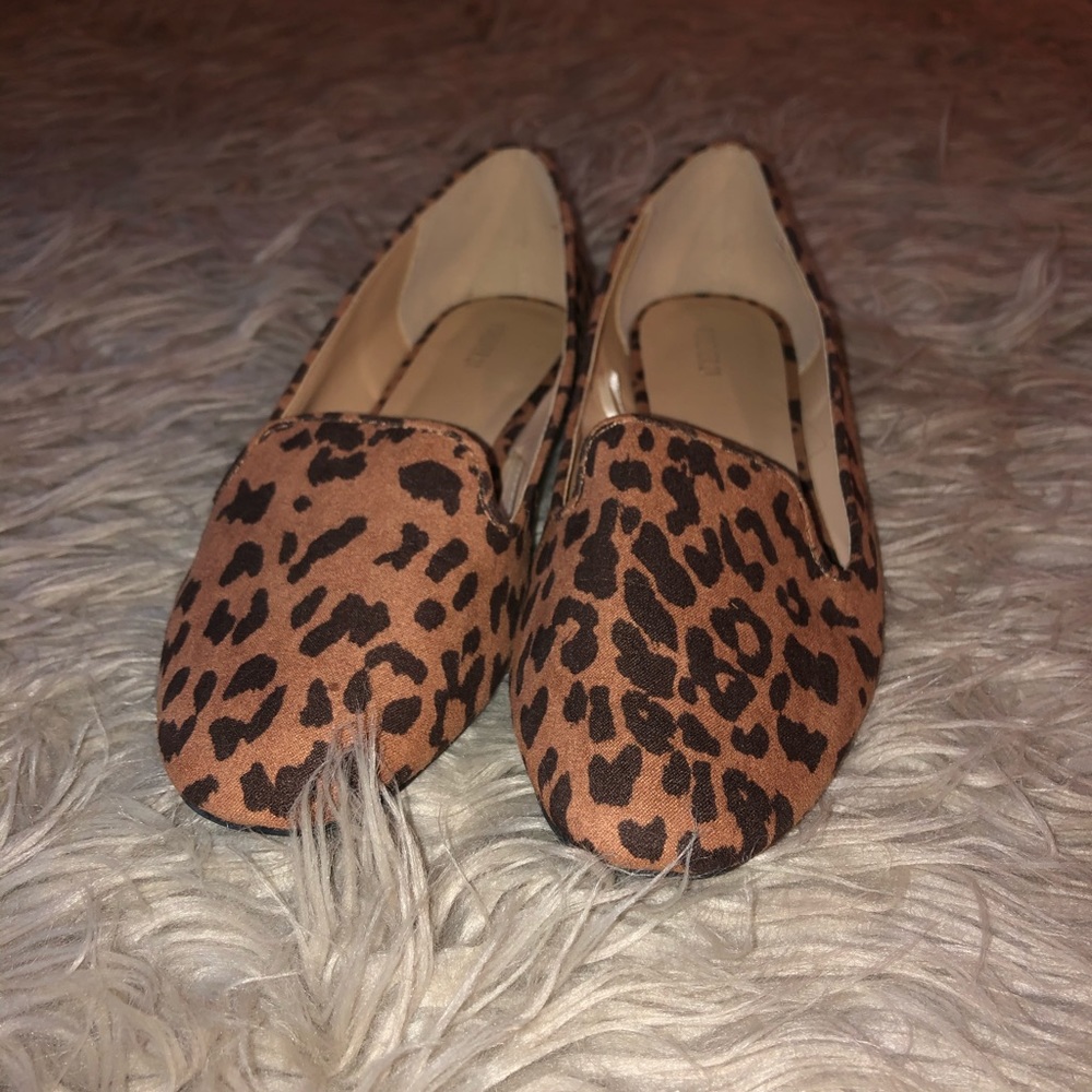 Slip on cheetah shoes